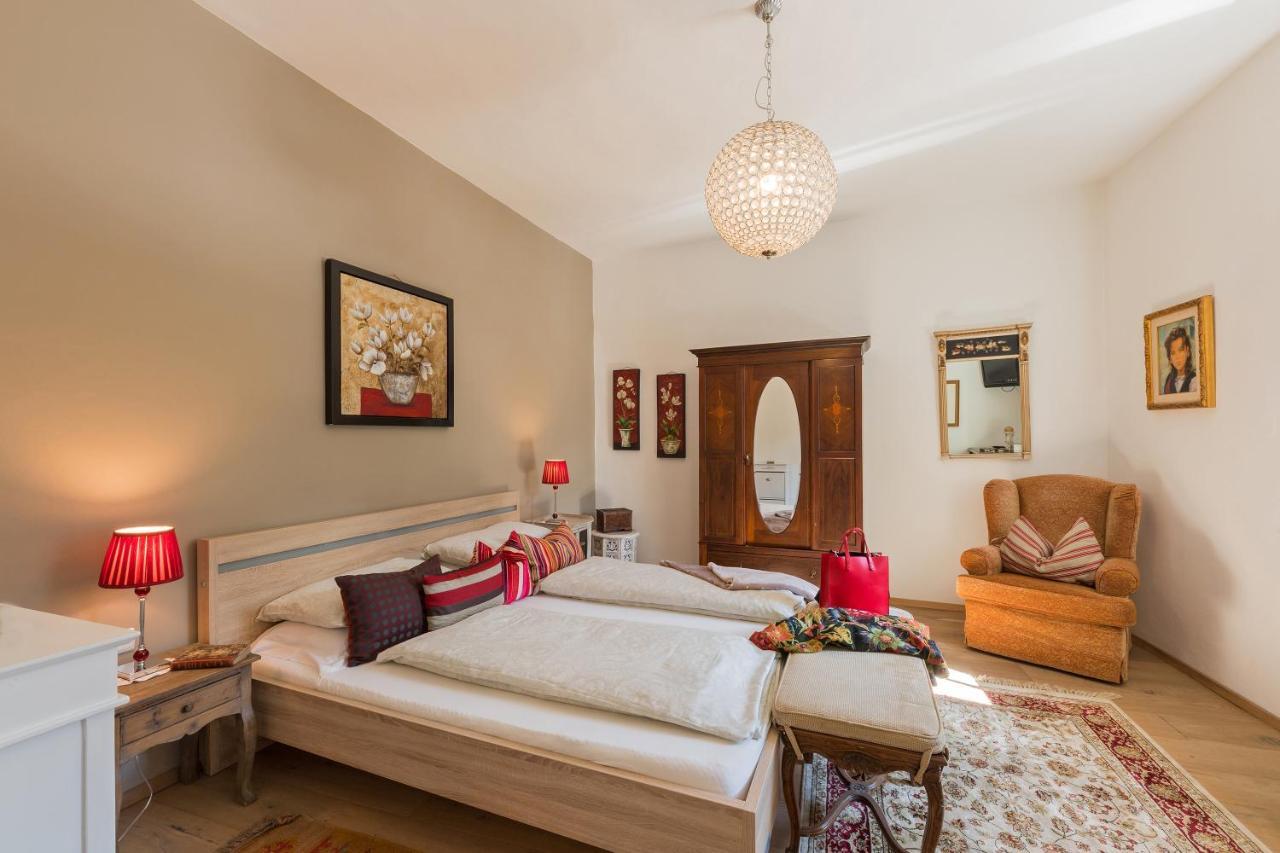 Zenana Boutique Hotel Сан-Кандидо Экстерьер фото
