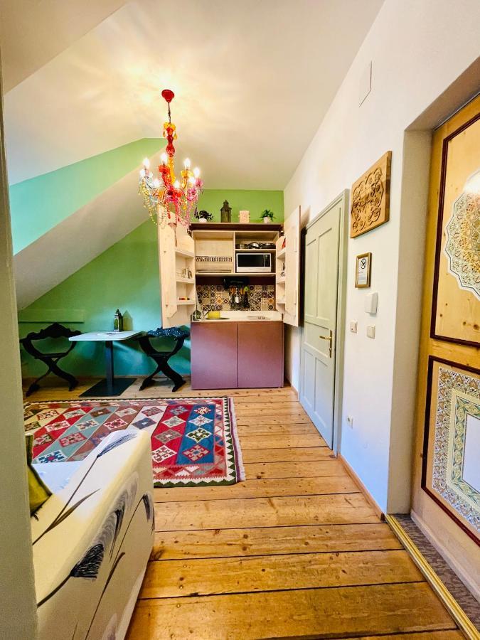 Zenana Boutique Hotel Сан-Кандидо Экстерьер фото